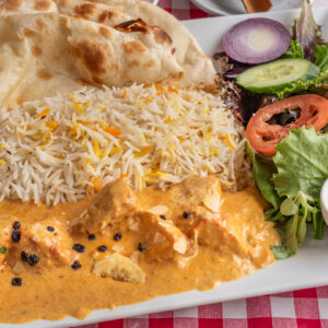 Menu Butter Chicken avec naan et accompagnement à Grenoble