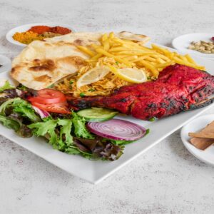Menu Poulet Tandoori à Grenoble avec naan et accompagnement